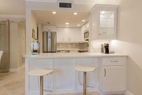 Castleton Gardens- 2nd Floor