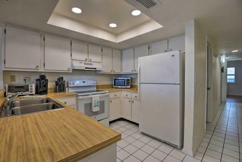 Apartamento Beachfront Resort Condo With Panoramic Ocean View