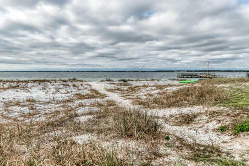 Sunset Harbor 2-303