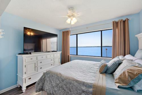 Sunset Harbour Palms 1