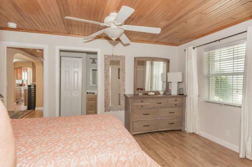 Sandy Feet Retreat By Ocean Properties