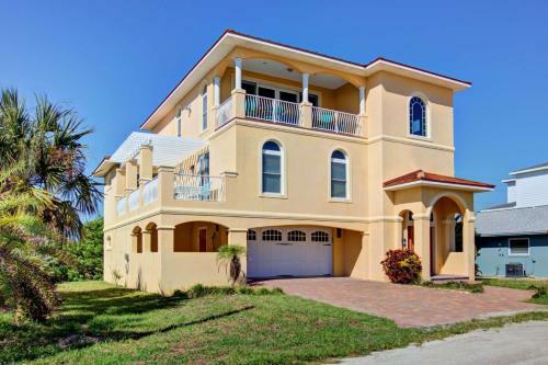 Hill Street Oceanview Home