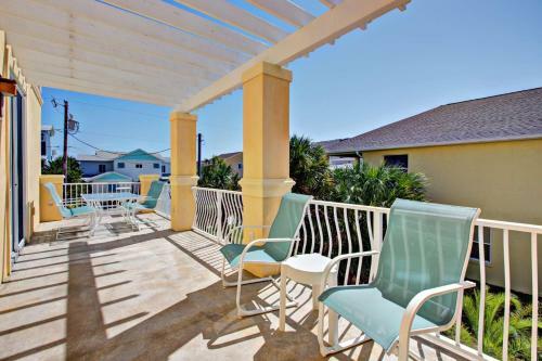 Hill Street Oceanview Home