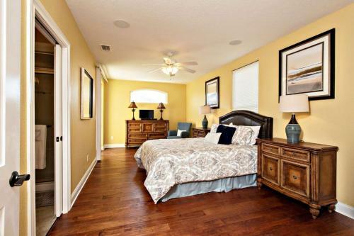 Hill Street Oceanview Home