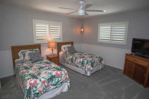 Pelican Pass Pool Home By Ocean Properties