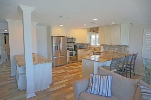 Pelican Pass Pool Home By Ocean Properties