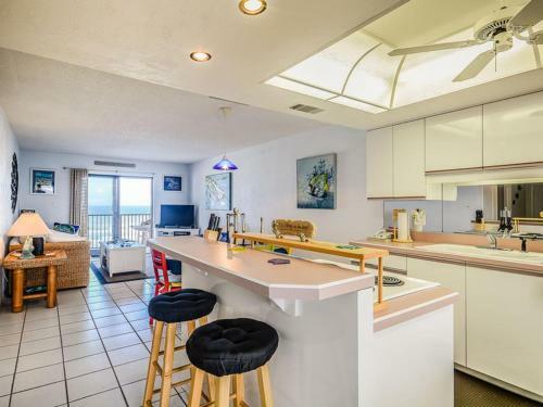 Hacienda Del Sol I By Ocean Properties