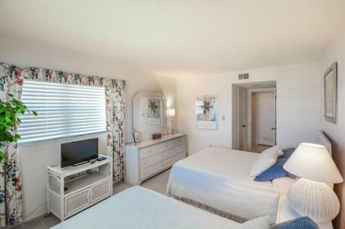 Hacienda Del Sol I By Ocean Properties