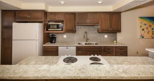 Hacienda Del Sol I By Ocean Properties