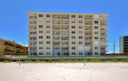 Ponce De Leon Towers By Ocean Properties
