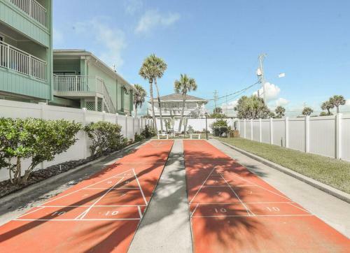 Ponce De Leon Towers By Ocean Properties