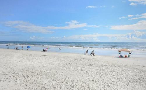 Ponce De Leon Towers By Ocean Properties