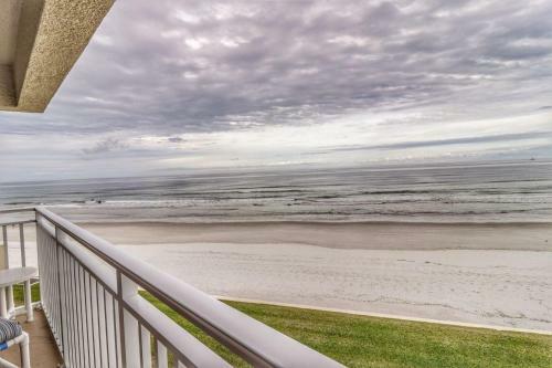 Apartamento 326 Errol By The Sea 2bdrm 2bath Ocean Front Corner Unit Condo