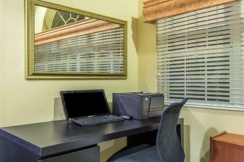 Hotel Microtel Inn And Suites Ocala