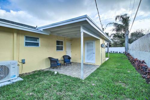 Stylish Updated Getaway 2 Mi To Swim And Shop!