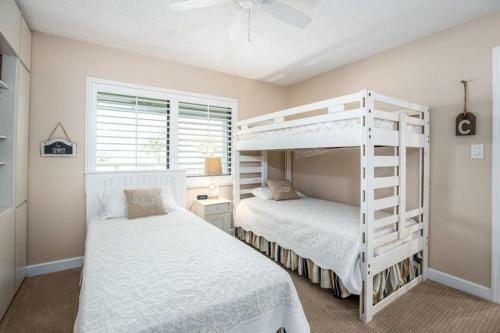 Apartamento 214 Errol By The Sea 2bdrm 2bath Ocean View Condo
