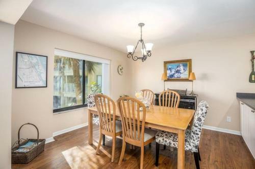 Apartamento 214 Errol By The Sea 2bdrm 2bath Ocean View Condo
