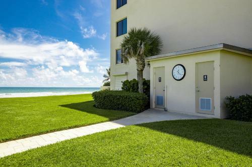 Apartamento 214 Errol By The Sea 2bdrm 2bath Ocean View Condo