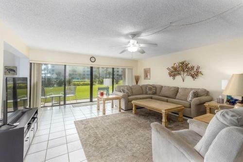 Apartamento 123 Errol By The Sea 2bdrm 2bath Ocean View Condo