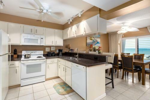 Apartamento 515 Errol By The Sea 2bdrm 2bath Ocean View Condo