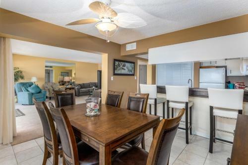 Apartamento 515 Errol By The Sea 2bdrm 2bath Ocean View Condo