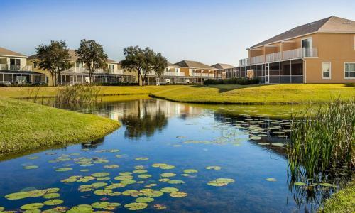 3 Bed Townhome At Retreat 1428