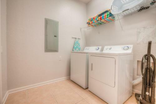 Tropicana Lakeview