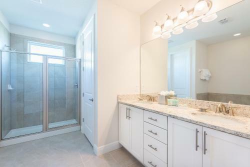 Villa Splendid Home Near Disney With Water Park Access - 2051