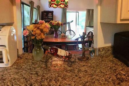 Villa Coconut Creek Lodge