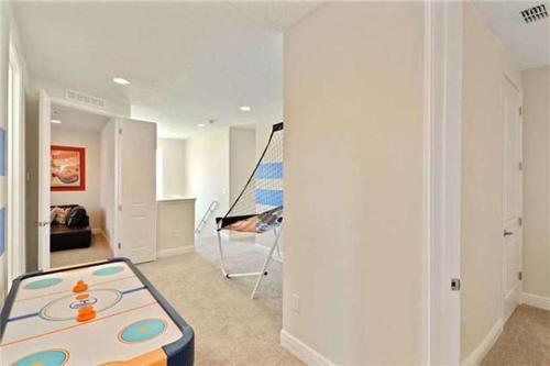 8 Bedroom Vacation Home With Pool (1804)