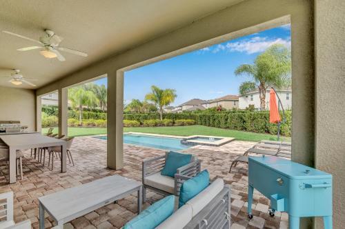 8 Bedroom Vacation Home With Pool (1804)