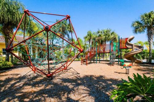 Oakwater Resort 7504