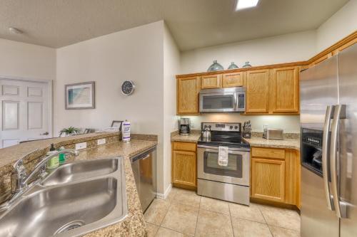 Oakwater Resort 7504