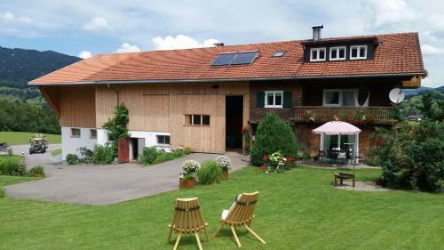 Bed & Breakfast Familienbauernhof K�ss