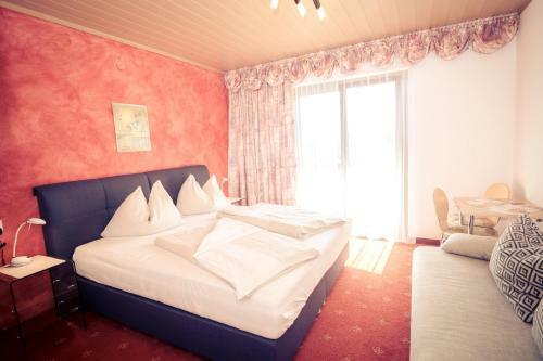 Hostal Pension Waldruh - Tannenheim