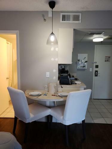 Apartamento Cozy Studio W Kitchen By Universal