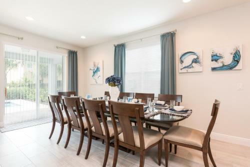 Villa Splendid Home With Loft Area & Private Pool Near Disney - 7619b