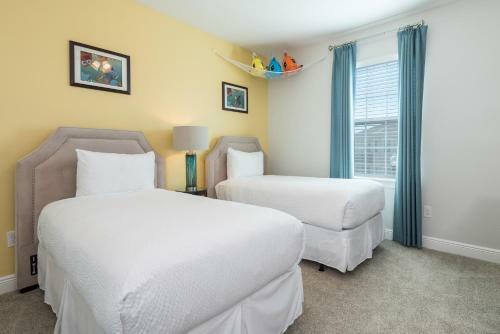 Villa Splendid Home With Loft Area & Private Pool Near Disney - 7619b