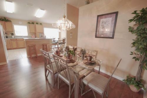 2523 Indian Creek 5 Bedroom Villa