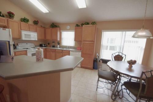 2523 Indian Creek 5 Bedroom Villa