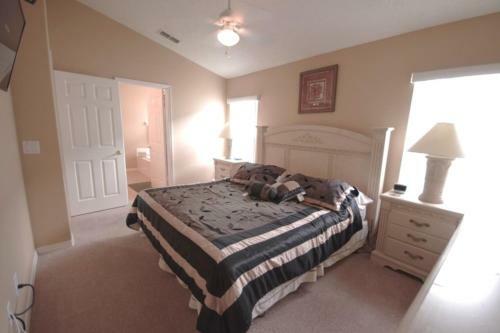 2523 Indian Creek 5 Bedroom Villa