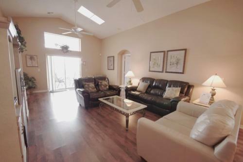 2523 Indian Creek 5 Bedroom Villa