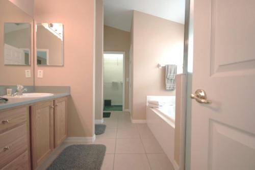 2523 Indian Creek 5 Bedroom Villa
