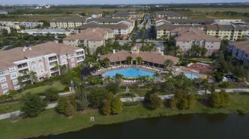 Modern Townhouse With A Full Kitchen At Vista Cay Apt 115