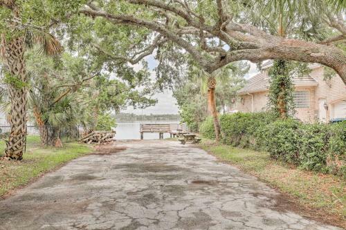 Cozy Ormond Beach House With Deck - Walk To The Beach