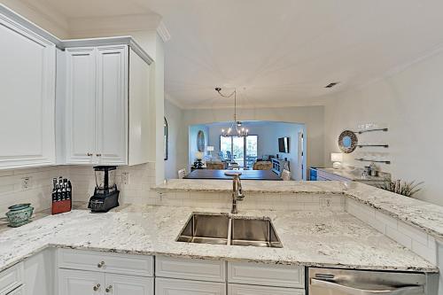 Apartamento Ocean-view Cinnamon Beach Getaway With Pools & Gym Condo