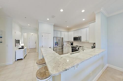 Apartamento Ocean-view Cinnamon Beach Getaway With Pools & Gym Condo