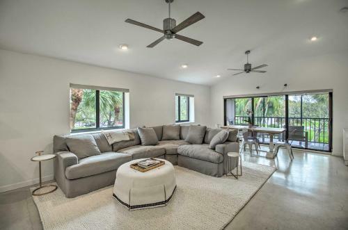 Apartamento Modern Palm Beach Apt With Pool Access And Crib!