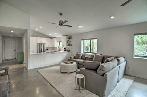 Apartamento Modern Palm Beach Apt With Pool Access And Crib!