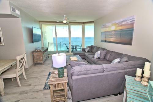 2111 - 2b/2 Bath With Bunks. Master Bedroom & Living Room Face The Gulf!